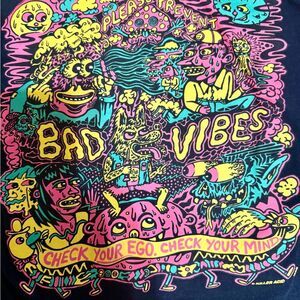 Killer Acid “Bad Vibes” Graphic Tee Mens Medium Black Psychedelic Streetwear